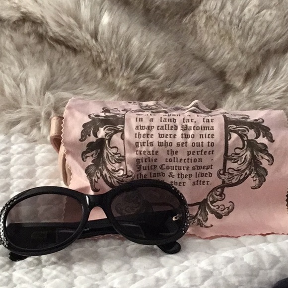Juicy Couture Accessories - Juicy Couture sunglasses